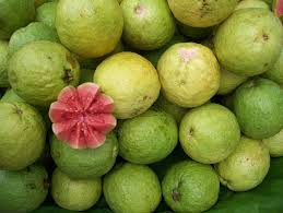 Best Health Benefits of Guava and Guava Leaves