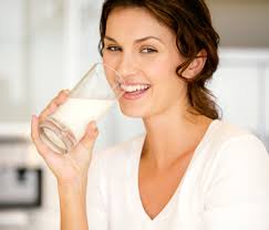 Best Beauty Benefits of Drinking Milk