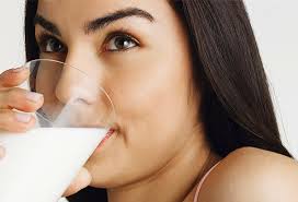 Best Beauty Benefits of Drinking Milk